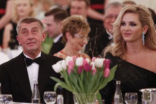 Monika Babišová se pochlubila snímky z turecké ambasády a fanouškům spadla brada. Diva jako vždy, neskutečná, psali jí - Super.cz