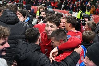 Penalty, které zachránily fotbalový sen. Hrdinou byl brankář Kovář - Seznam Zprávy