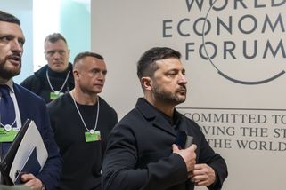 Zelenskyj se v Davosu pustil do Evropy: Bez Ameriky nedokážete vůbec nic