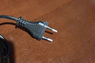 V Německu frčí "chytrá zásuvka" za 300 korun. Odpojí spotřebiče ve stand-by režimu a ušetří až tisíce ročně