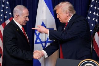 Trumpa k útoku na Chámeneího přemluvil Netanjahu - Novinky