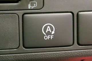 Použití klasické baterie v autě se systémem start stop je krok špatným směrem