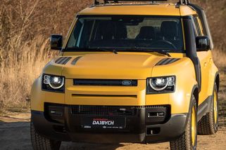 Land Rover Defender Mission: Český policejní a armádní speciál míří do civilu - Garáž.cz