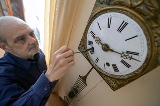 Změna času 2026: Těchto 5 věcí si doma nepřetočí čas samy, Češi na to každý rok zapomínají