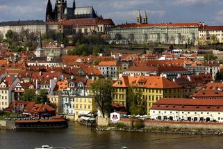 Záhadný záblesk nad Prahou zaskočil odborníka