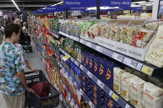 V sobotu budou zavřené velké obchody - Novinky