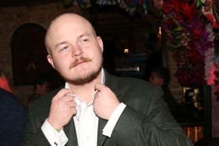 Staré rodinné šrámy jsou pryč. Syn Ivety Bartošové Artur promluvil o tetě Ivaně. Ve Švýcarsku jí představil přítelkyni - Super.cz