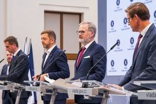 Nadávání na Babiše už Čechy nebaví. Opozice se musí změnit, místo toho přešlapuje na místě - Médium.cz