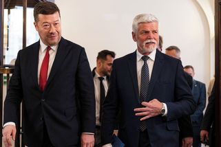 Prezident Pavel dorazil do Sněmovny. Jedná s vedením a promluví k poslancům - Seznam Zprávy