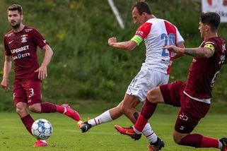 Jedenáct hráčů na tři místa. Slavia má ve středu zálohy brutální přetlak. Jak ho v Edenu vyřeší? - Sport.cz