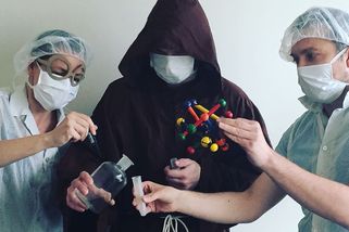 Je nejvyšší čas zavést poplatky u lékaře. Bez nich si lidé práce doktorů neváží - Médium.cz