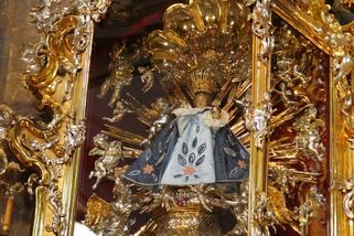 Pražské Jezulátko zavřelo Babišovi dveře. Nechceme být součástí jeho kampaně, prohlásil rektor kostela - Novinky