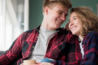 Tepelné čerpadlo hučelo tak, že sousedé nemohli spát: Jak špatná instalace zničila vztahy v ulici - Médium.cz