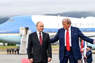 Diktatura v USA se zhmotňuje v monstrum a bezprostředně ohrožuje Evropu - Médium.cz