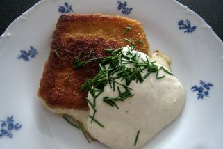 Jak udělat majonézu z tofu. Je krásně krémová, hotová během chvilky a bez vajíček