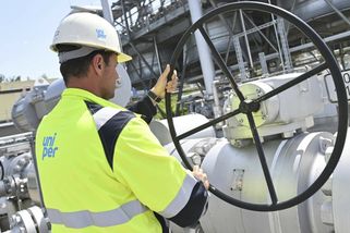 Je čas zastropovat cenu ruského plynu, řekla šéfka EK. Na limitu pro ropu se shodly země G7