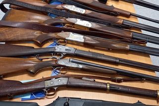 Nový zákon o zbraních nejdřív za dva roky a bez psychotestů - Novinky