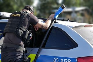 Kolosální problém elektromobilů uzemnil 78 % Čechů: Kritici měli pravdu, EU se chystá zavést velké změny