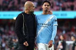 Guardiola ve šlágru s Arsenalem políbil sudího - Sport.cz