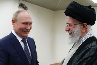 Revoluce utopena v krvi: Írán překonal krutostí Rusko i Čínu - Médium.cz