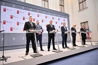 Kde je ministr? Turek jede místo Červeného na radu do Bruselu