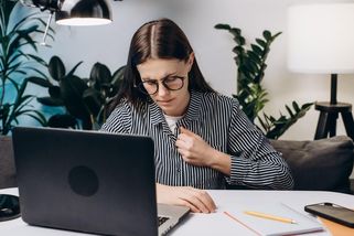 Únava a slabost, která neodezní. Nemoc myasthenia gravis změní život. Jak se projevuje a léčí?