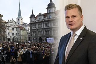 Filip Turek přitápí pod kotlem: Drsně zavrhl demonstrující studenty i nebinární osoby