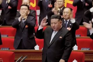 Kim Čong-un byl za zásluhy o zvýšení prestiže země opět zvolen šéfem vládnoucí strany KLDR - Novinky