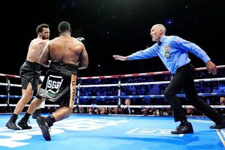 Boxerský svět žasne. Slovenský rodák složil obra, už je hrozbou i pro Usyka