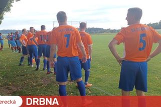 Nebubnujte, přikázal soud fotbalovým fanouškům ve Studenci. Řeší spor se sousedem