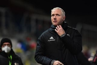 Slavia vyhrála zaslouženě. Rozhodl ale diskutabilní verdikt, který jde opět proti nám, zlobil se kouč Jílek - Sport.cz