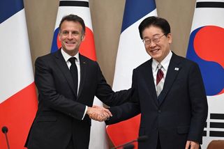 Prezidenti Francie a Koreje chtějí spolupracovat na otevření Hormuzského průlivu - Seznam Zprávy