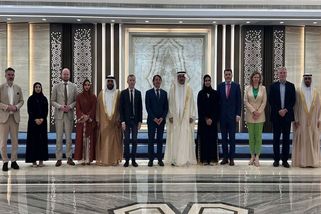 Europoslanci na cestách za naše peníze