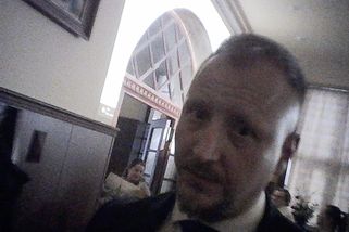 Oni mi to předkládají, já podepisuju, říká k pochybným tendrům ředitel lázní - Seznam Zprávy