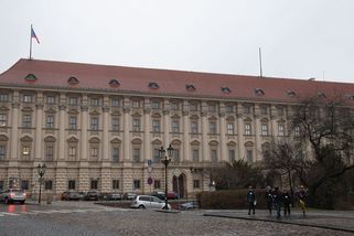 Česko se chce připojit k unijnímu řízení proti Maďarsku - Novinky