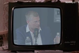 Filip Turek je vášnivý knihomol a nestydí se za to | Vtipy