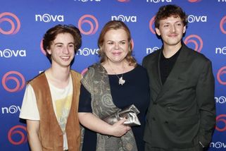 Seznamte se. Tohle jsou synové Sabiny Remundové ze seriálu Buldok z Poděbrad