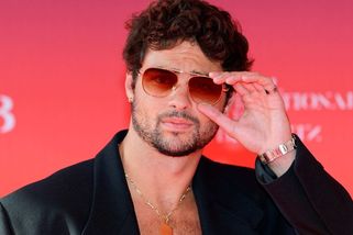 Působil unaveně a zanedbaně, teď všem vytřel zrak: Herec ukázal neuvěřitelnou proměnu. Tohle je nový Rambo!