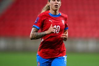 Diskuze: Experiment, který se nevydařil, hodnotí fanoušci komentátorku Kateřinu Svitkovou