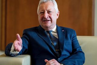 Zůna předloží Babišovi návrhy na nového náčelníka Generálního štábu - Novinky