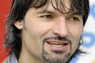 Smutné výročí. Uplyne deset let od úmrtí legendárního brankáře Pavla Srnička