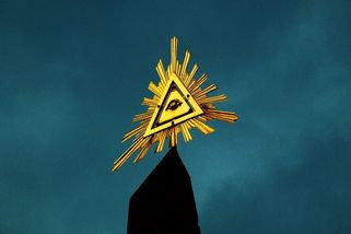 Jak se jmenuje Bůh - Médium.cz