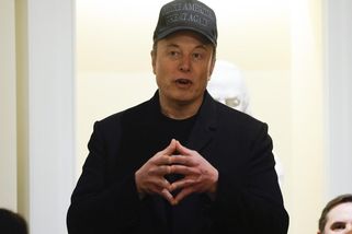 Musk chce pro Zelenského amnestii v neutrální zemi - Novinky