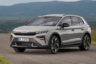 Auto roku 2026 v České republice zná svého vítěze! Evropské jedničce utekl jen o vlásek - Garáž.cz