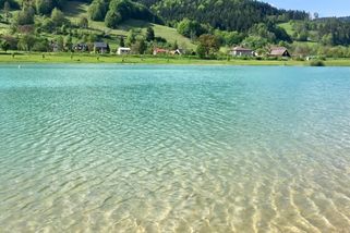 Utajený luxus, který máme doma. Český Balaton vás překvapí čistotou vody a vstupem zdarma