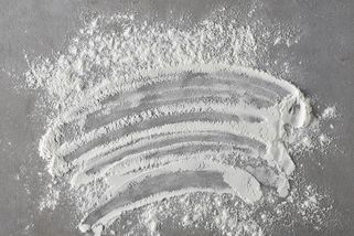 Slovenští celníci pustili na Ukrajinu dodávku, ve které mělo být 80 kilogramů kokainu - Novinky