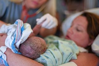 Nedonošené děti potřebují rodiče nepřetržitě. České nemocnice hledají cestu k nulovému odloučení - Novinky