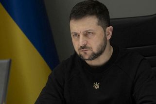 Rusové nejen útočí, ale ničí vše okolo. Situace je napjatá, říká Zelenskyj - Novinky