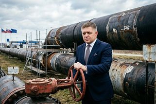 Fico tvrdí, že Brusel zaplatí opravu Družby. Komise mluví jinak