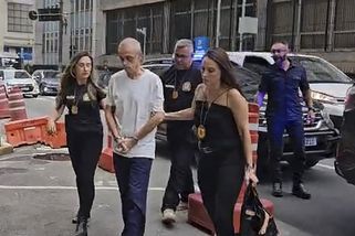 Policie si pro brazilského pilota podezřelého z pedofilie přišla přímo do letadla před startem - Novinky